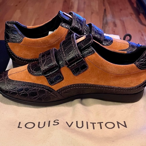 Louis Vuitton Sneakers. - Picture 4 of 5